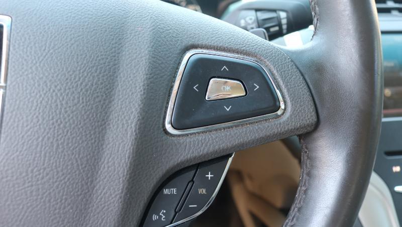 Lincoln MKZ 4dr Sdn FWD 2016