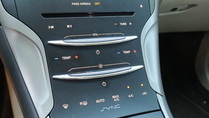 Lincoln MKZ 4dr Sdn FWD 2016