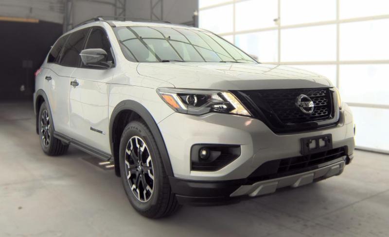 Nissan Pathfinder 4x4 SL 2020