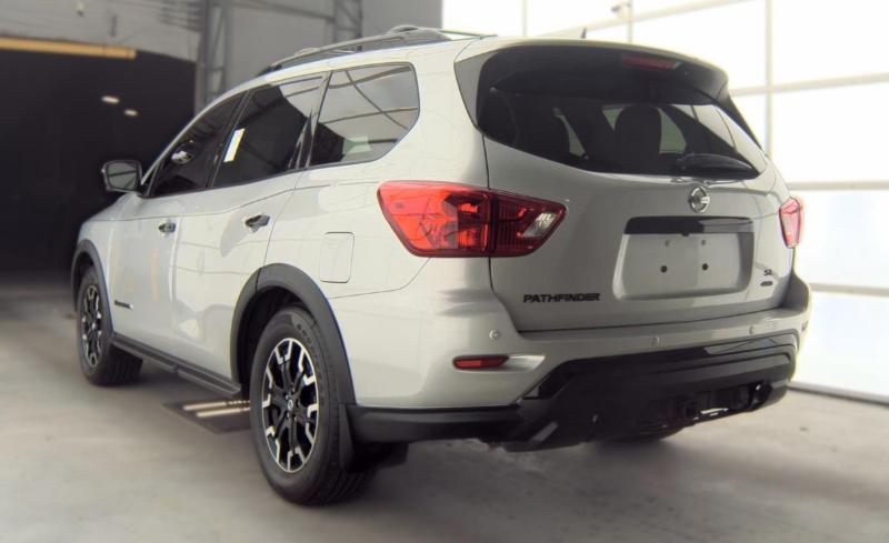 Nissan Pathfinder 4x4 SL 2020