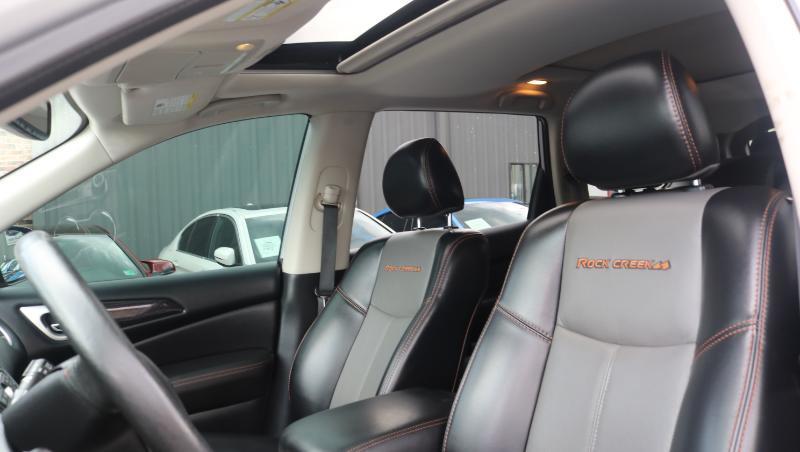 Nissan Pathfinder 4x4 SL 2020