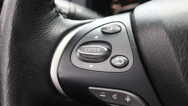Nissan Pathfinder 4x4 SL 2020