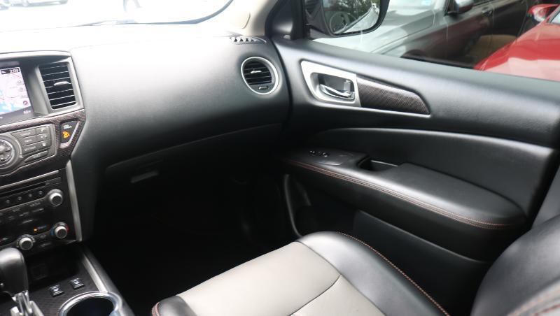 Nissan Pathfinder 4x4 SL 2020