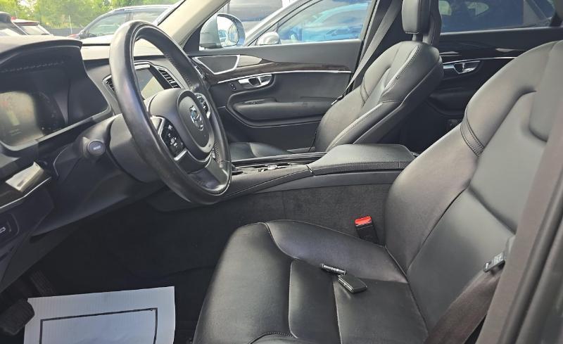 Volvo XC90 T5 FWD 7-Passenger Momentum 2018