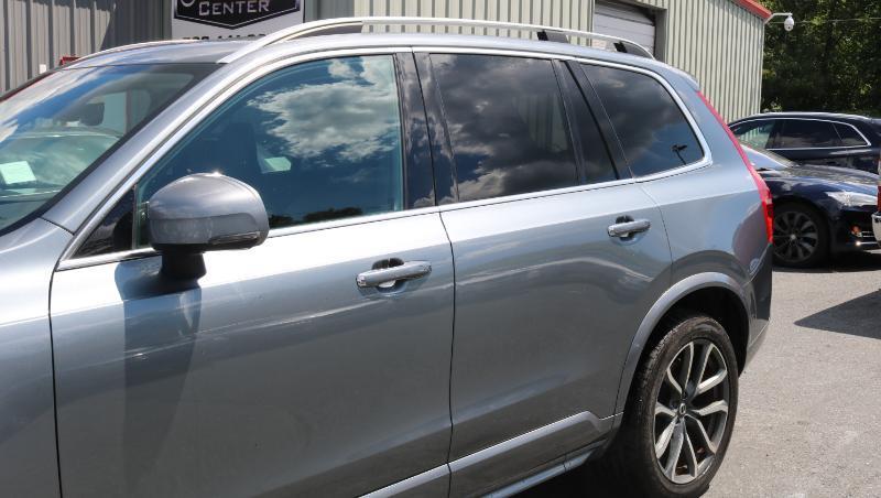 Volvo XC90 T5 FWD 7-Passenger Momentum 2018