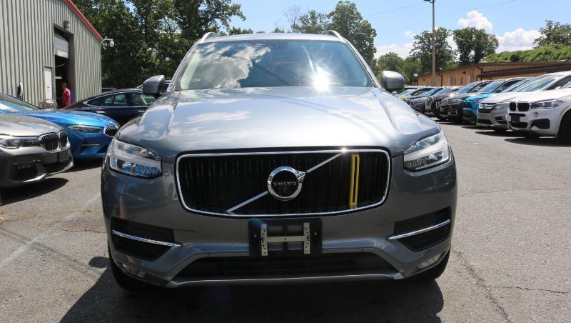 Volvo XC90 T5 FWD 7-Passenger Momentum 2018