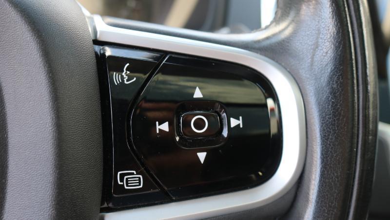 Volvo XC90 T5 FWD 7-Passenger Momentum 2018