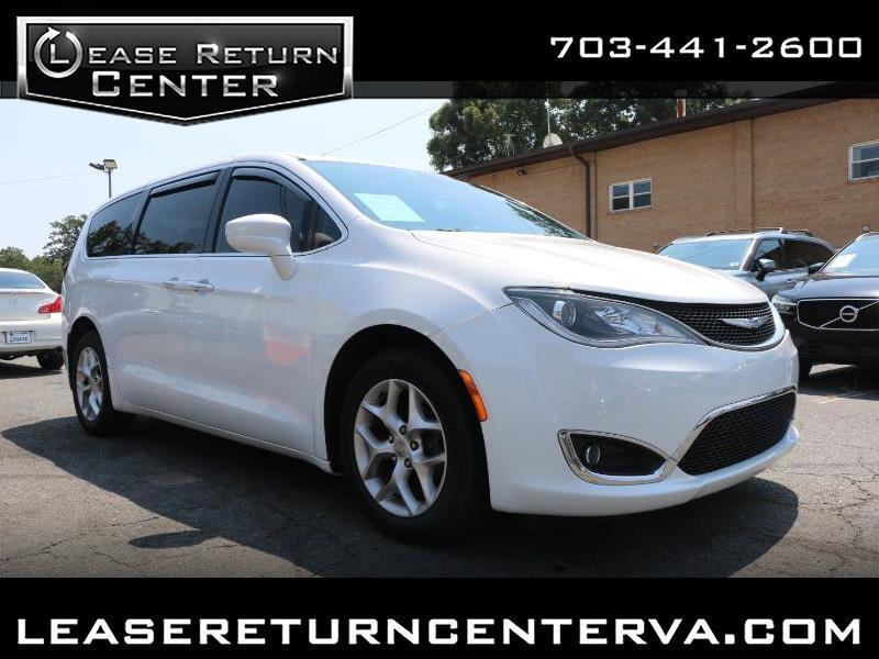 White 2019 Chrysler Pacifica Minivan Front-Wheel Drive Automatic