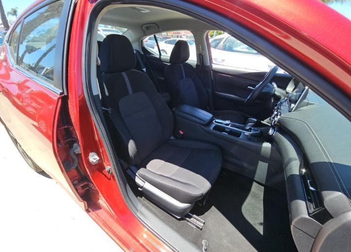 Nissan Sentra SV CVT 2025