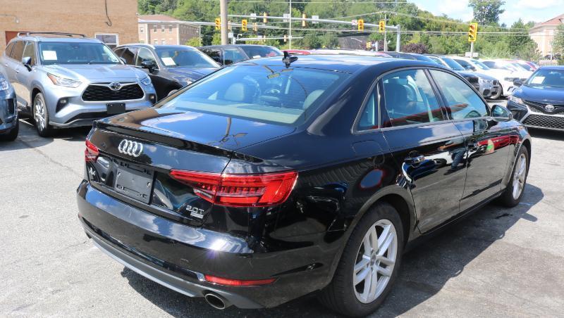 Audi A4 2.0 TFSI Auto ultra Premium FWD 2017