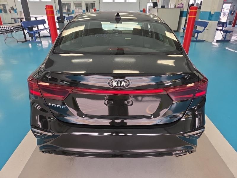 Kia Forte LXS IVT 2021