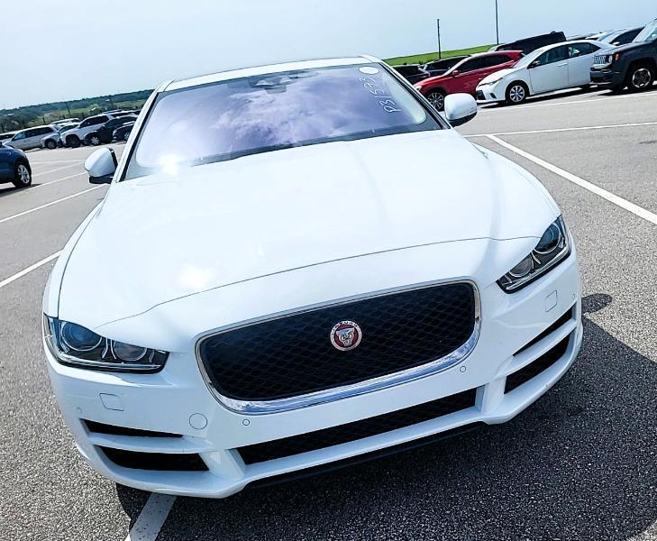 Jaguar XE 25t Prestige RWD 2018