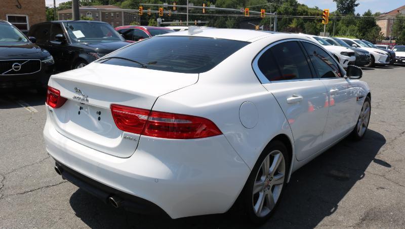 Jaguar XE 25t Prestige RWD 2018