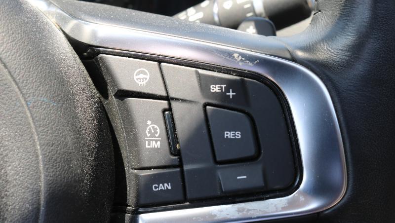 Jaguar XE 25t Prestige RWD 2018