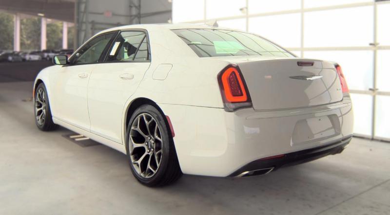 Chrysler 300 Touring RWD 2018