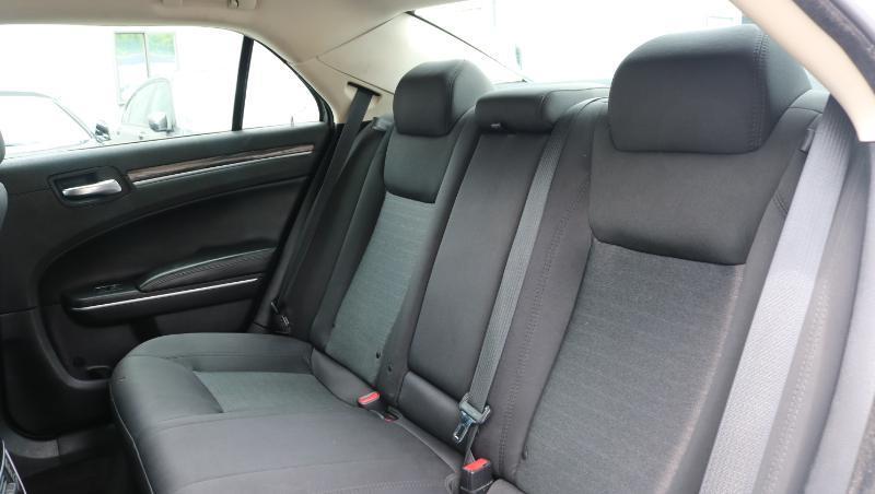Chrysler 300 Touring RWD 2018