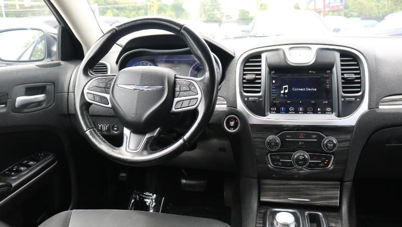 Chrysler 300 Touring RWD 2018