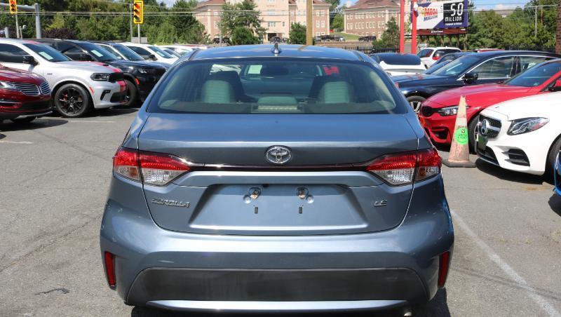 Toyota Corolla LE CVT (Natl) 2022