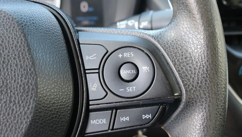 Toyota Corolla LE CVT (Natl) 2022