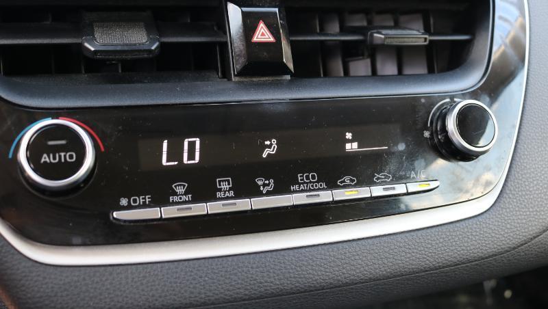 Toyota Corolla LE CVT (Natl) 2022