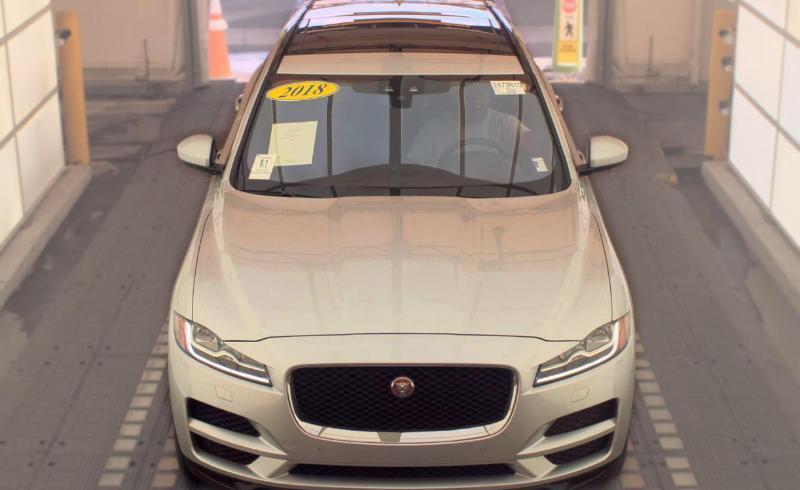 Jaguar F-Pace 25t Prestige AWD 2018