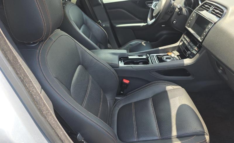 Jaguar F-Pace 25t Prestige AWD 2018