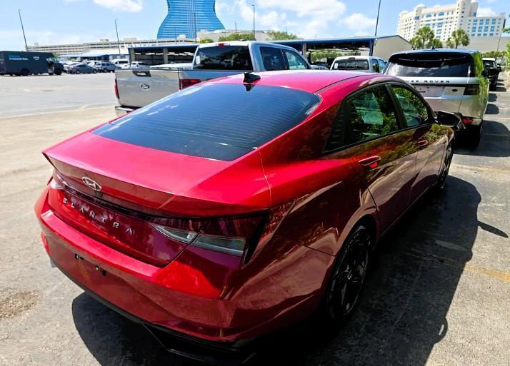 Hyundai Elantra SEL IVT 2022