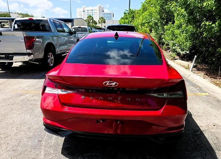 Hyundai Elantra SEL IVT 2022