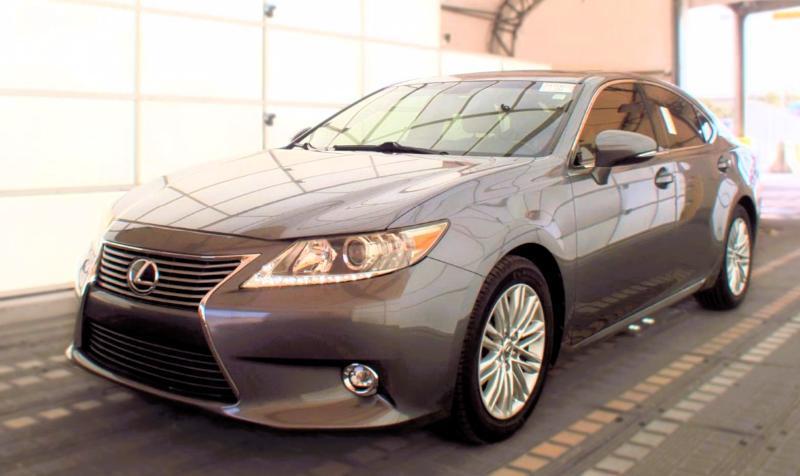 Lexus ES 350 4D Luxury Sedan 2015