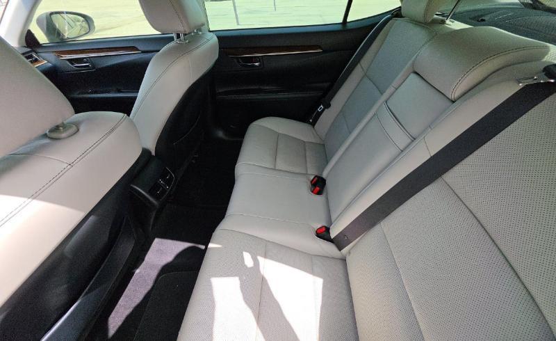 Lexus ES 350 4D Luxury Sedan 2015
