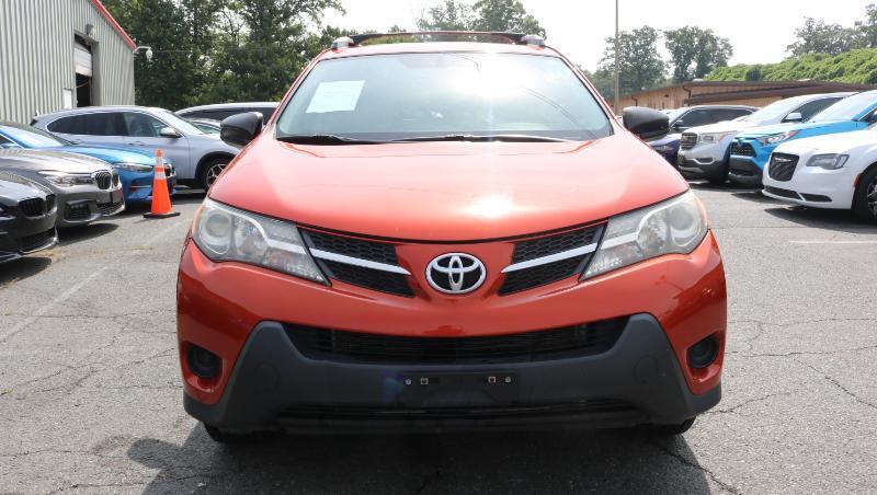 Toyota RAV4 AWD 4dr LE (Natl) 2015