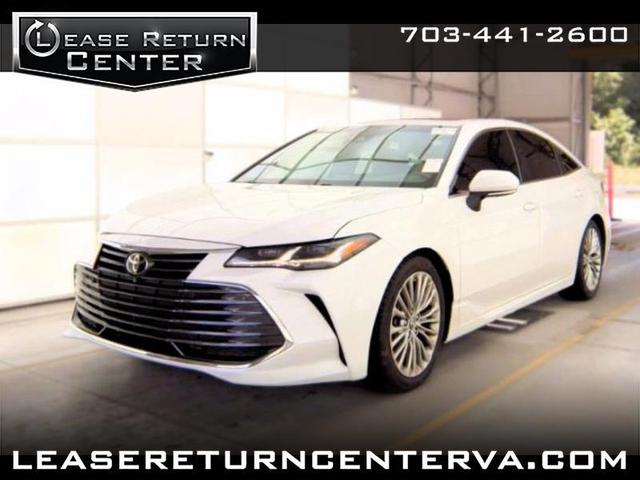 White 2019 Toyota Avalon Sedan Front-Wheel Drive Automatic