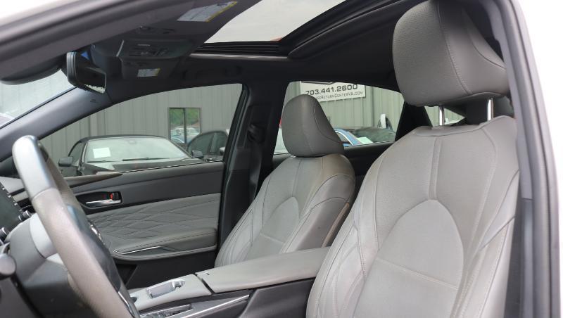 Toyota Avalon Limited (Natl) 2019