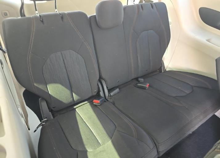 Chrysler Pacifica Touring FWD 2020