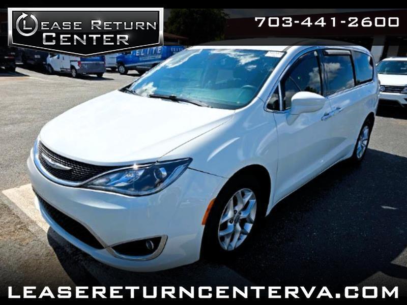 Chrysler Pacifica Touring FWD 2020