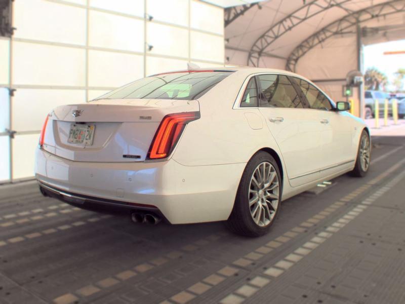 Cadillac CT6 4dr Sdn 3.6L Luxury AWD 2017