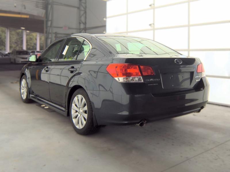 Subaru Legacy 4dr Sdn H6 Auto 3.6R Limited Moon/Nav 2010
