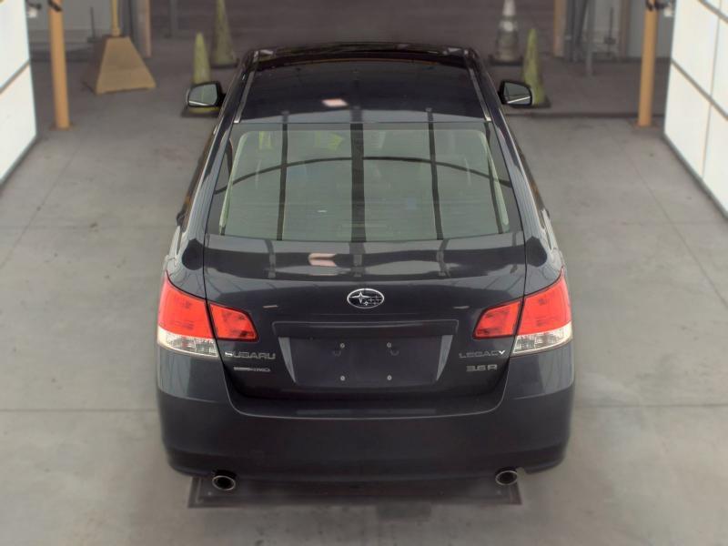 Subaru Legacy 4dr Sdn H6 Auto 3.6R Limited Moon/Nav 2010