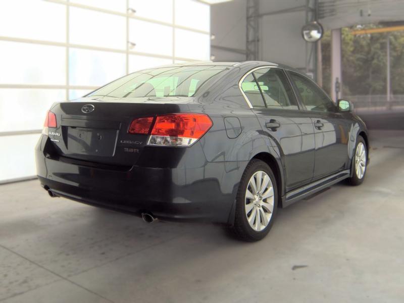 Subaru Legacy 4dr Sdn H6 Auto 3.6R Limited Moon/Nav 2010