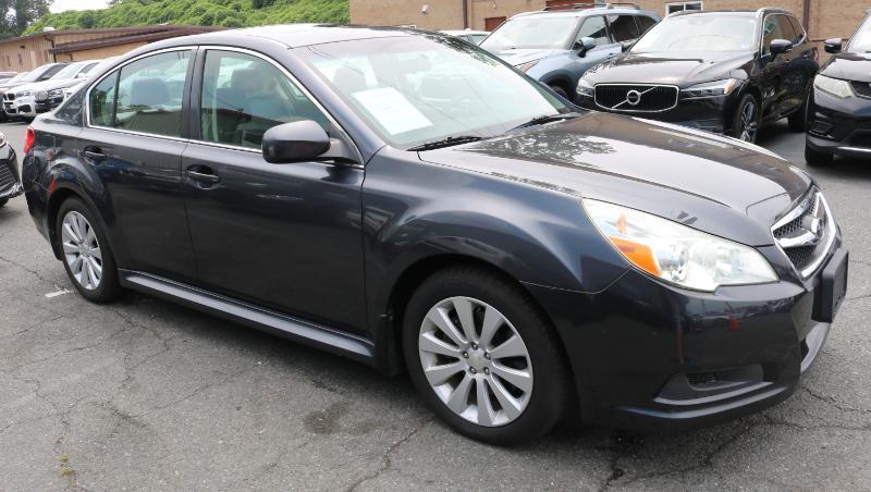 Subaru Legacy 4dr Sdn H6 Auto 3.6R Limited Moon/Nav 2010