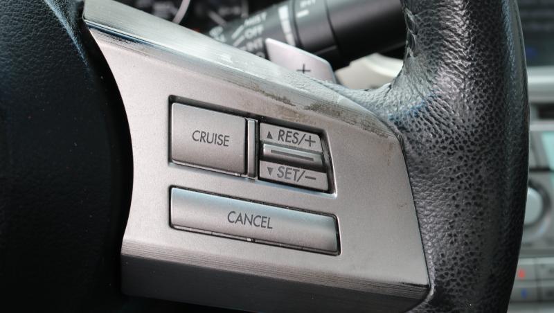 Subaru Legacy 4dr Sdn H6 Auto 3.6R Limited Moon/Nav 2010