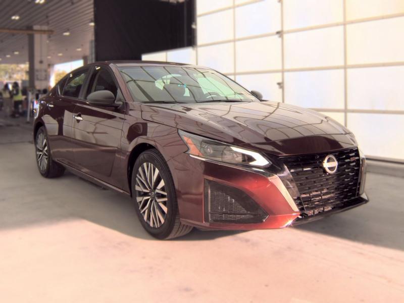 Nissan Altima SV FWD 2025