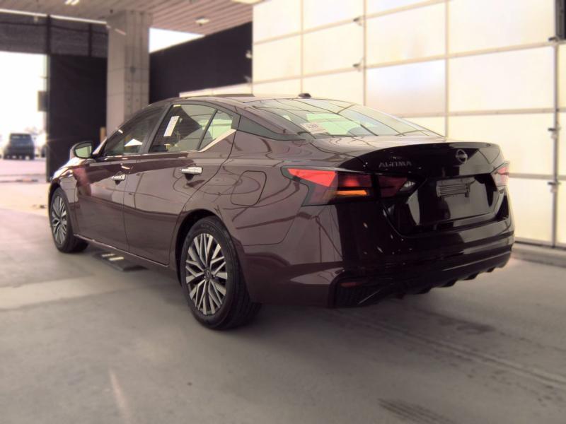 Nissan Altima SV FWD 2025