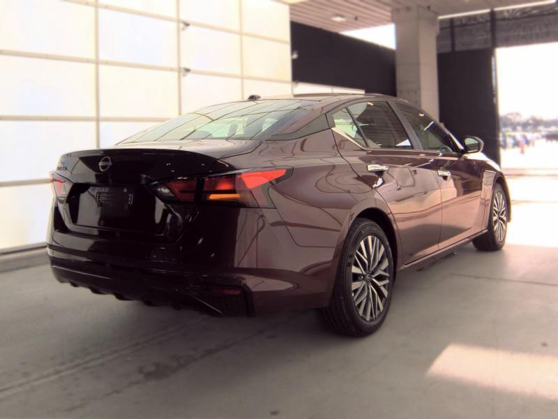 Nissan Altima SV FWD 2025