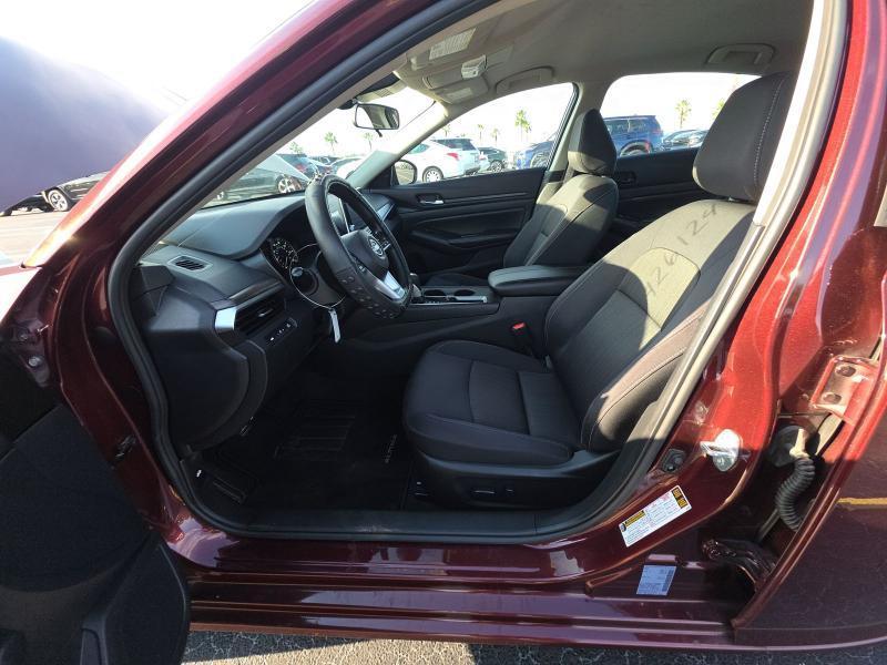 Nissan Altima SV FWD 2025
