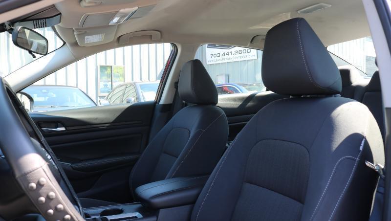 Nissan Altima SV FWD 2025