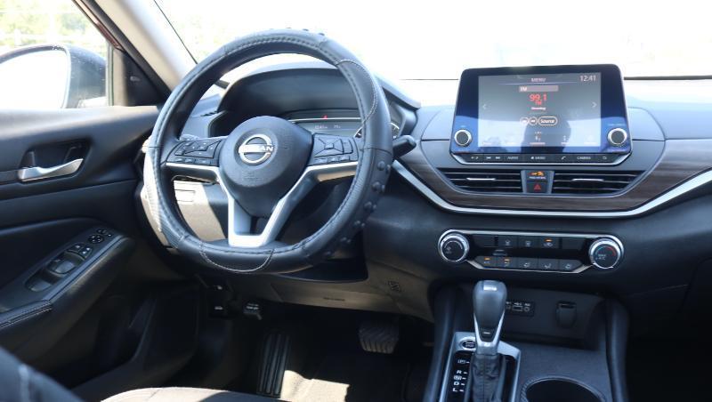 Nissan Altima SV FWD 2025