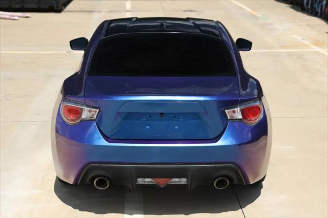 Scion FR-S 2dr Cpe Auto (Natl) 2015