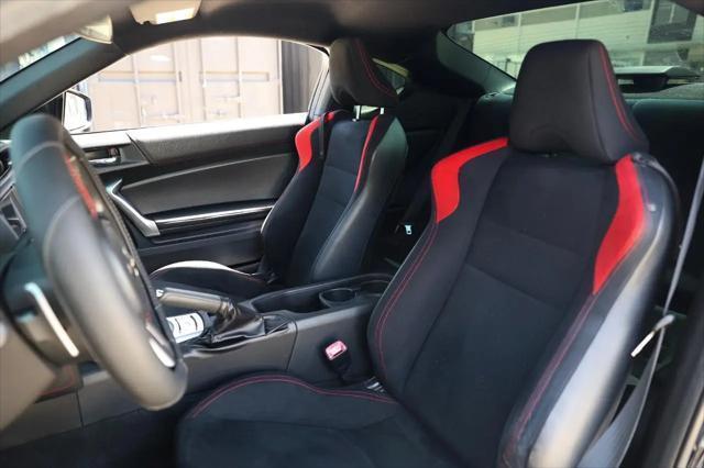 Scion FR-S 2dr Cpe Auto (Natl) 2015