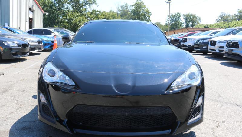 Scion FR-S 2dr Cpe Auto (Natl) 2015